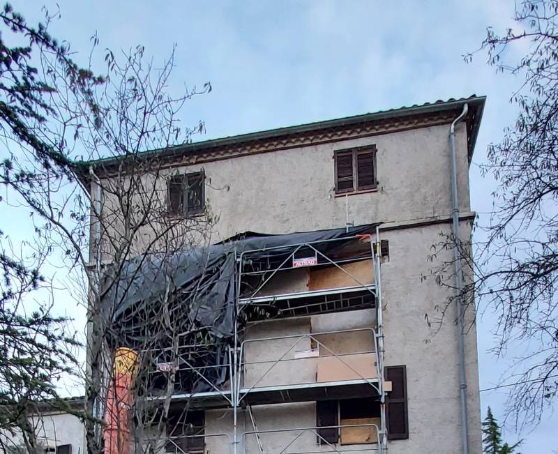 Evacuation des gravats en décharge contrôlée pour la création d'une ouverture sur le mur de façade