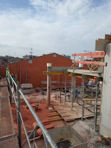 Maîtrise de la rénovation d'un bâtiment collectif à Toulouse par JP CASTEL